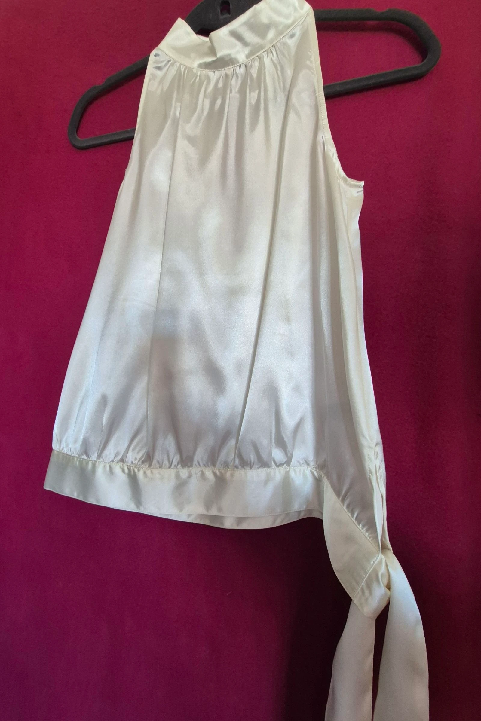Blusa Acetinada Lanidor, nova/Blusa de cetim Lanidor, nova/Blusa di satin, nuova/Blusa de cetim, nova